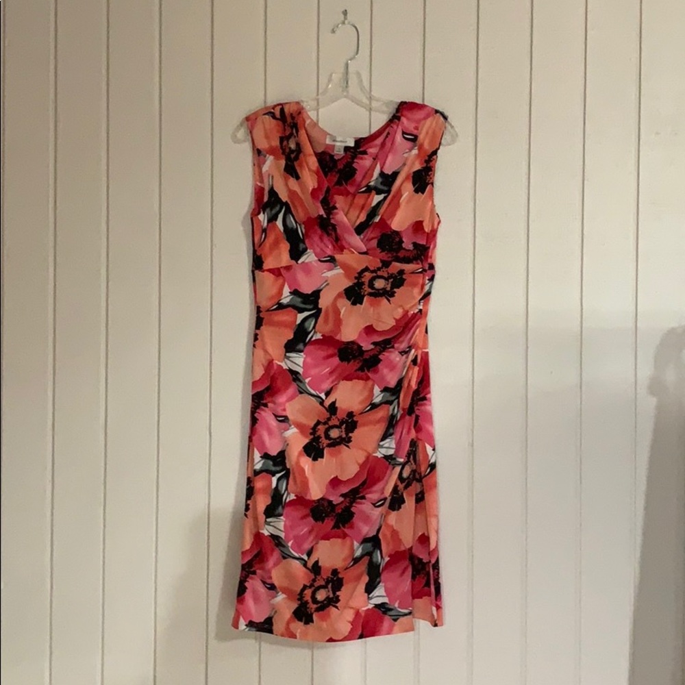 Sleeveless dress